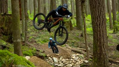 Trek Slash+ 9.7 EU M Trek Black/Dark Prismatic Produktbild 8